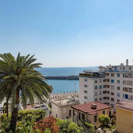 Port Au Calme, Mer Et Coquillages * Nice